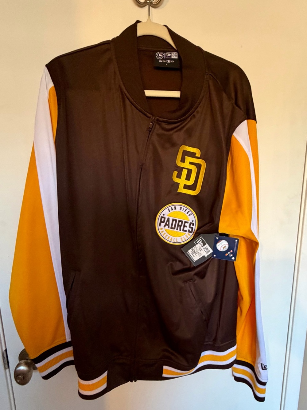 New Era San Diego Padres Brown, Gold & White Unisex Jacket Large